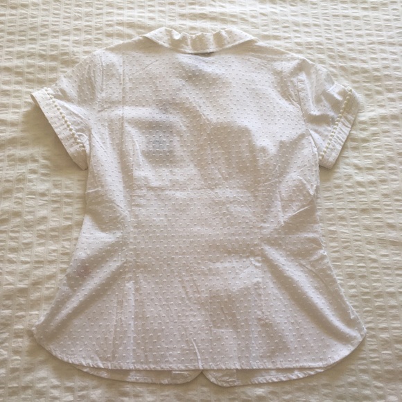 Retro White Buttonup - Picture 2 of 11